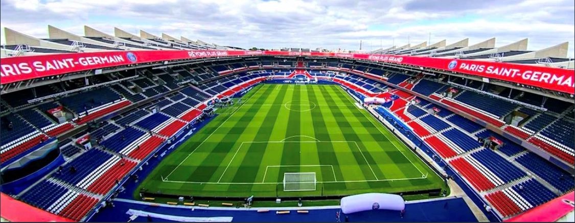 Cocktails will be served in the VIP lounge of the Parc des Princes, which includes access to the presidential stand as well as a panoramic view of the stadium, which will be lit up for the occasion. 

In addition, during the cocktail reception, the stadium’s bilingual guides will provide small-group tours visiting the locker room, the pitchside, and other emblematic locations within the home of PSG.